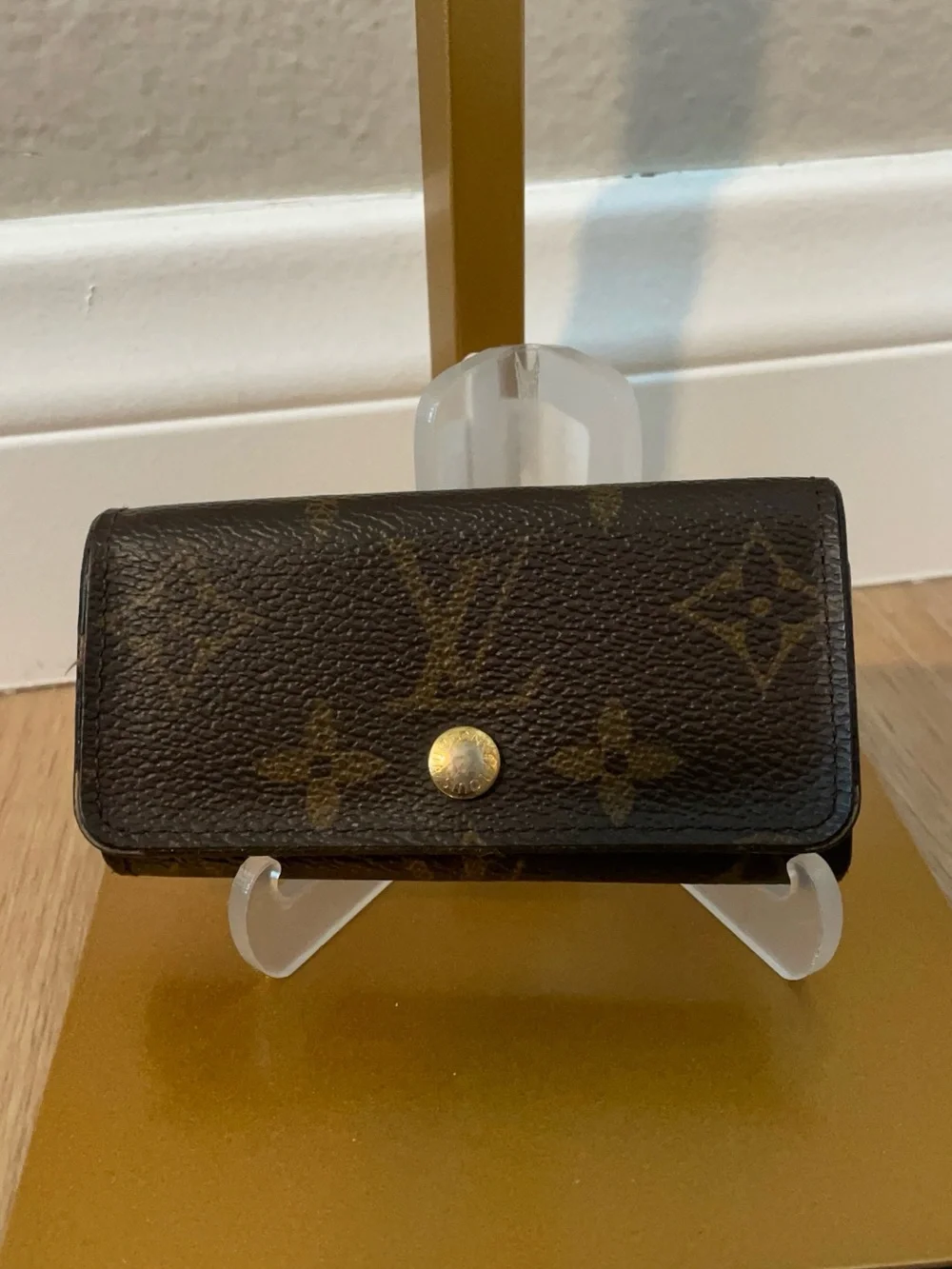 Louis Vuitton classic louis